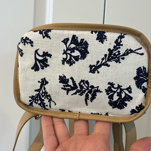 Vera Bradley women’s straw mini backpack purse in adrift coral blue - Picture 7 of 7